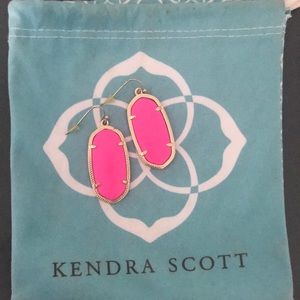 Kendra Scott Elle earring